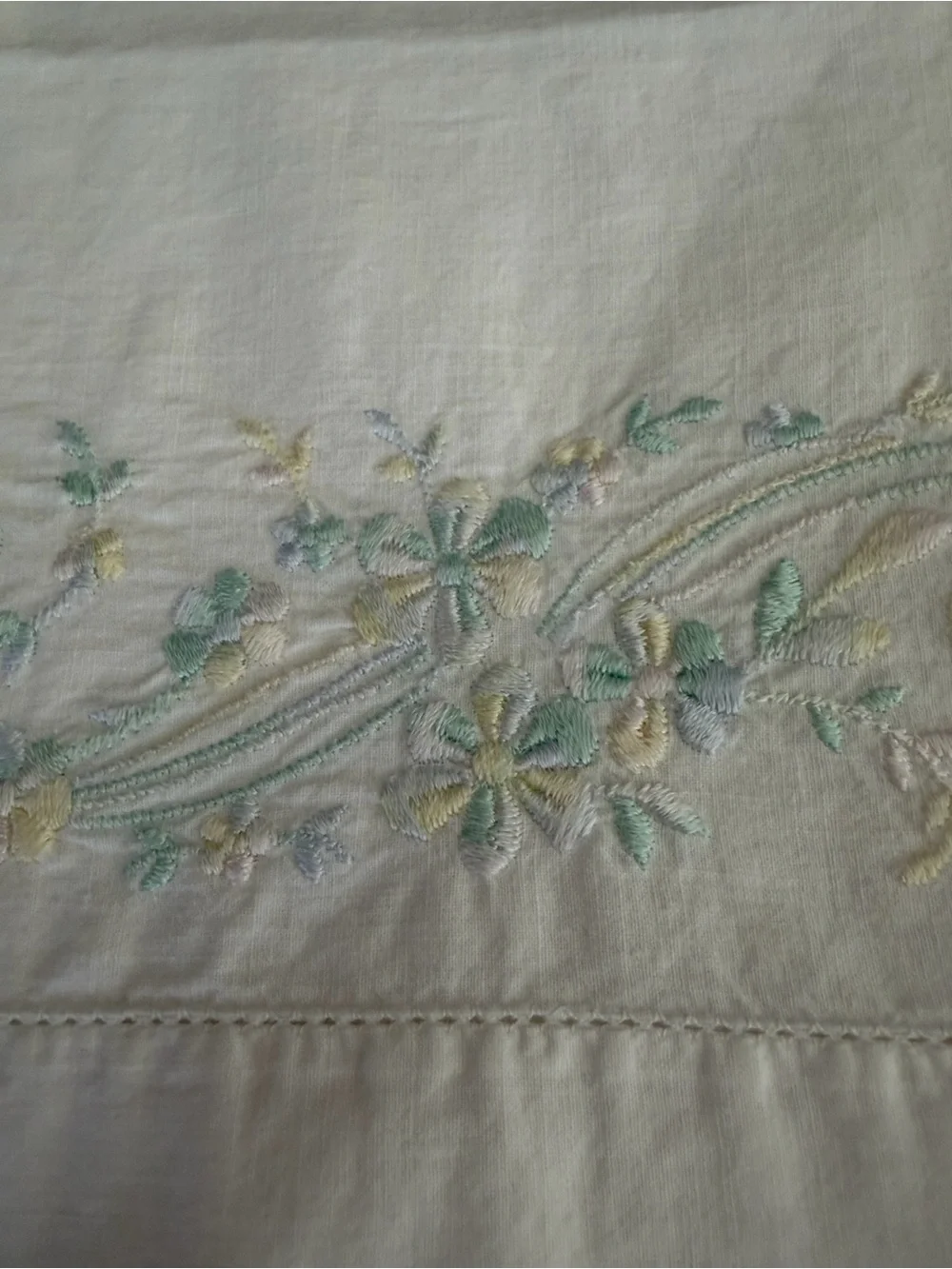 Vintage White Linen Pillowcase Set with Floral Embroidery